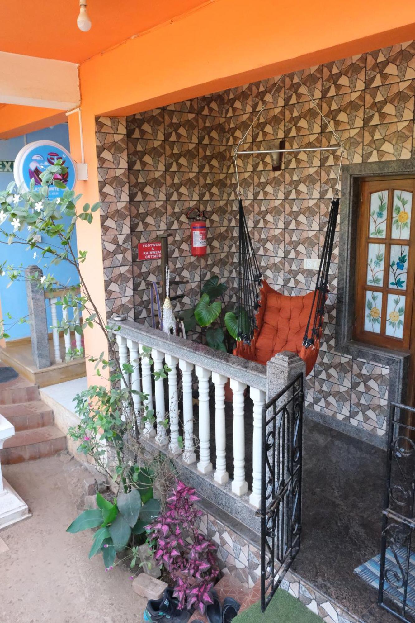 Last Minute Trip Hostel Morjim Luaran gambar