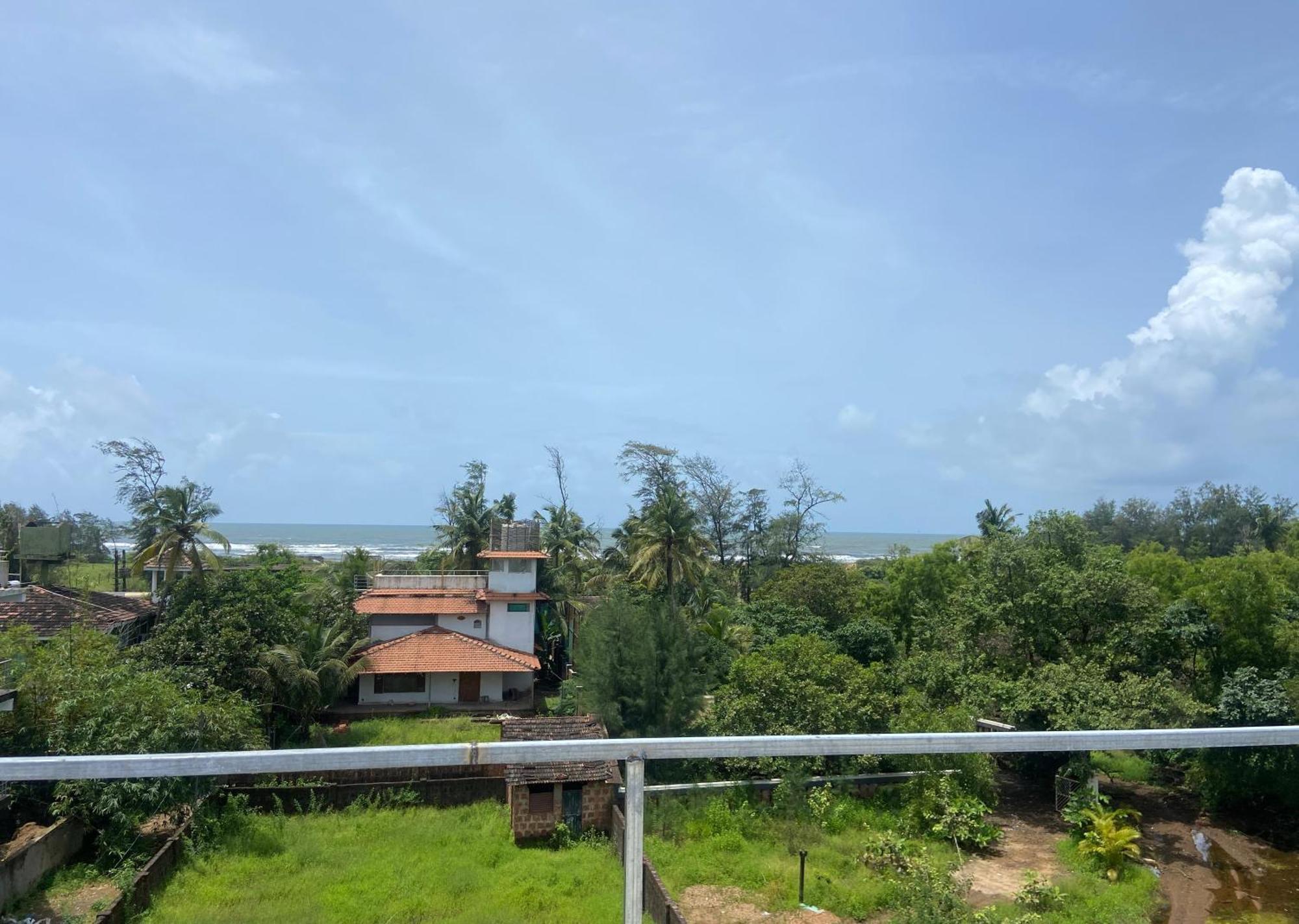 Last Minute Trip Hostel Morjim Luaran gambar